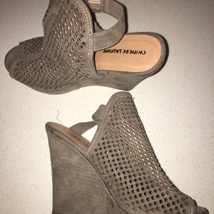 Size 7 wedges